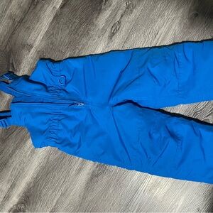 Blue 4T Winter bibs Smoke and pet free home